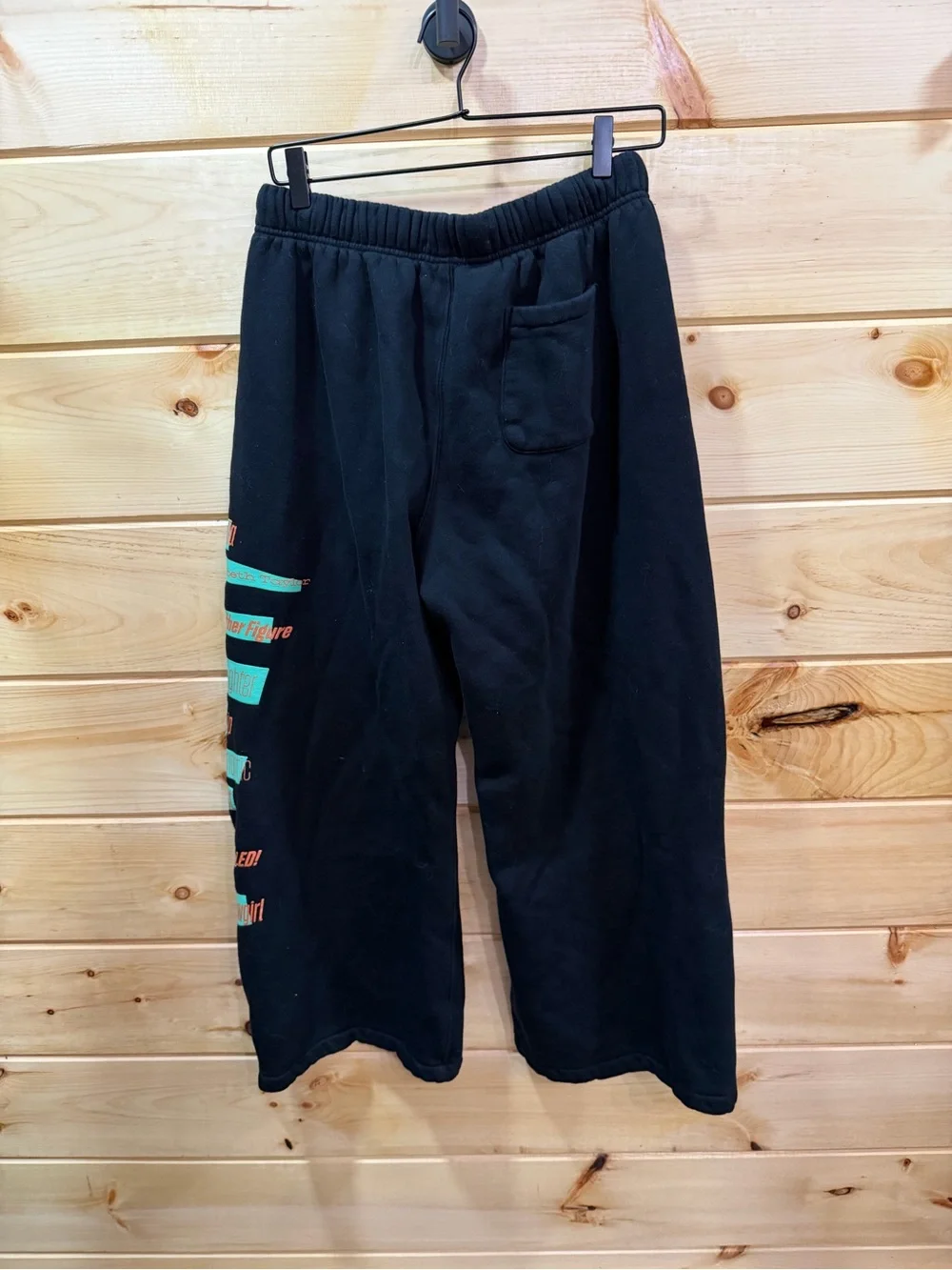 TAYLOR SWIFT THE LIFE OF A SHOWGIRL TRACKLIST BLACK SWEATPANTS - Medium